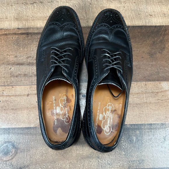 Vintage Florsheim Imperial 92604  V-Cleat Long Wingtip Men's 9.5 - Picture 2 of 10